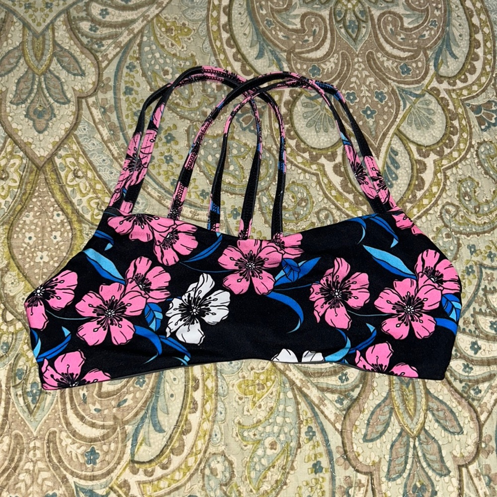 Jolyn Bikini Top